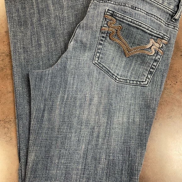 Michael Kors womans Stone Washed Jeans in a Size 8l - Picture 3 of 3